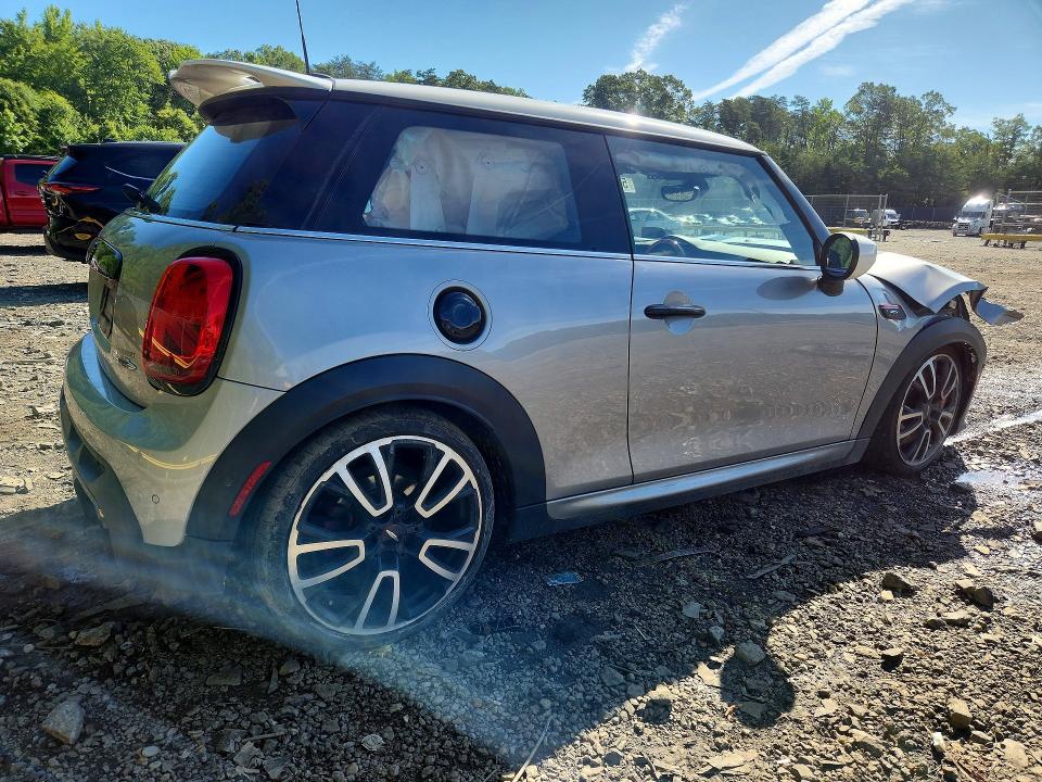 2024 Mini VIN WMW73DH08R2U95984 COPART salvage auction — FRONT END, Md - Cert Of Salvage > 75% Damage, sold $5,600 on 2026-07-07 (photo 3)