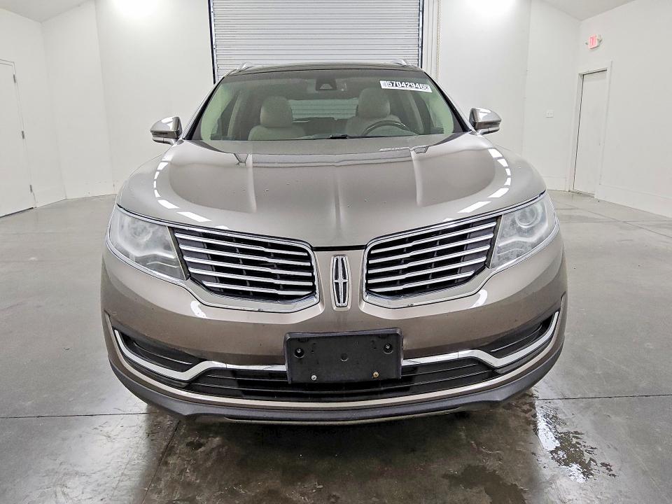 2017 Lincoln Mkx VIN 2LMPJ6LR1HBL51311 COPART salvage auction — REAR END, TX - CERTIFICATE OF TITLE, sold $5,800 on 2026-07-23 (photo 5)