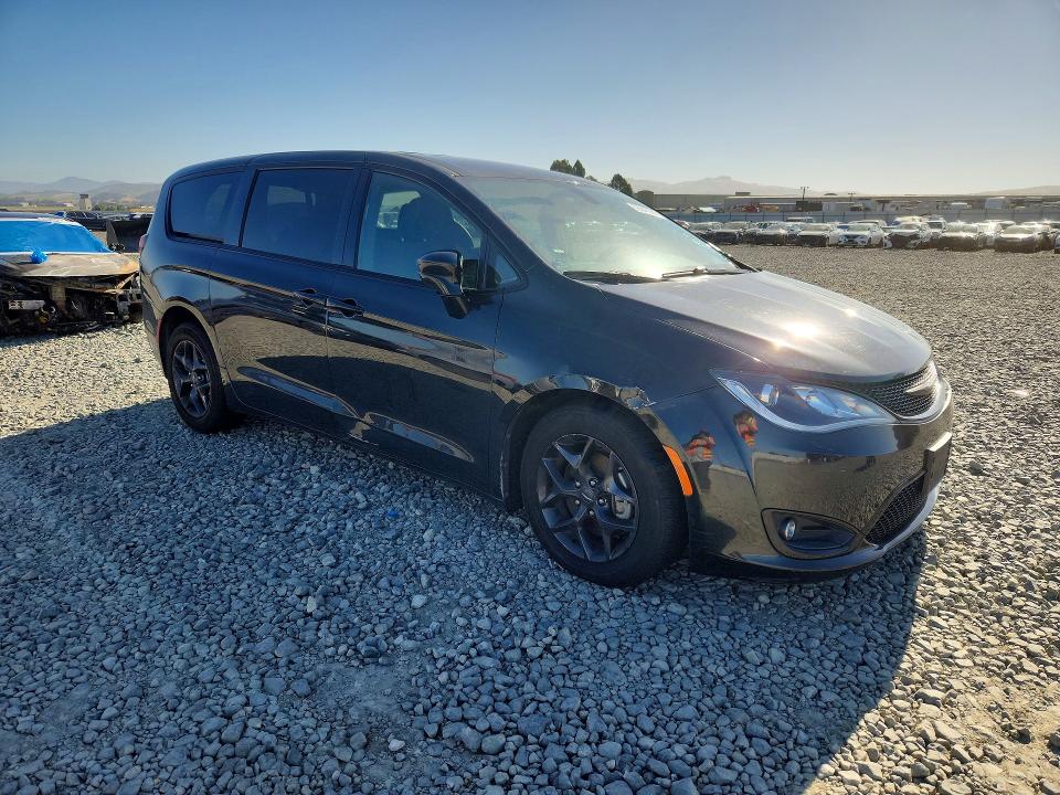 2019 Chrysler Pacifica VIN 2C4RC1FG8KR635968 COPART salvage auction — FRONT END, Ca - Salvage Certificate, sold $1,800 on 2026-07-23 (photo 4)