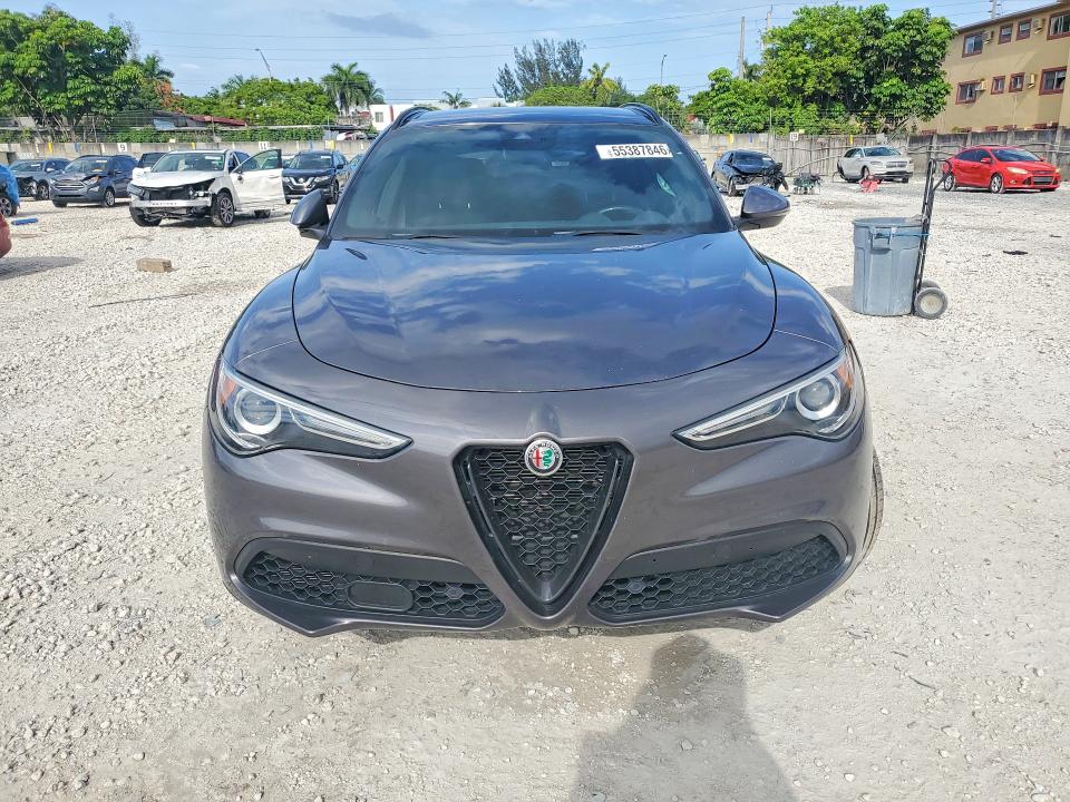 2023 Alfa romeo VIN ZASPAJAN3P7D59704 COPART salvage auction — SIDE, Fl - Certificate Of Destruction, sold $9,500 on 2026-07-25 (photo 5)