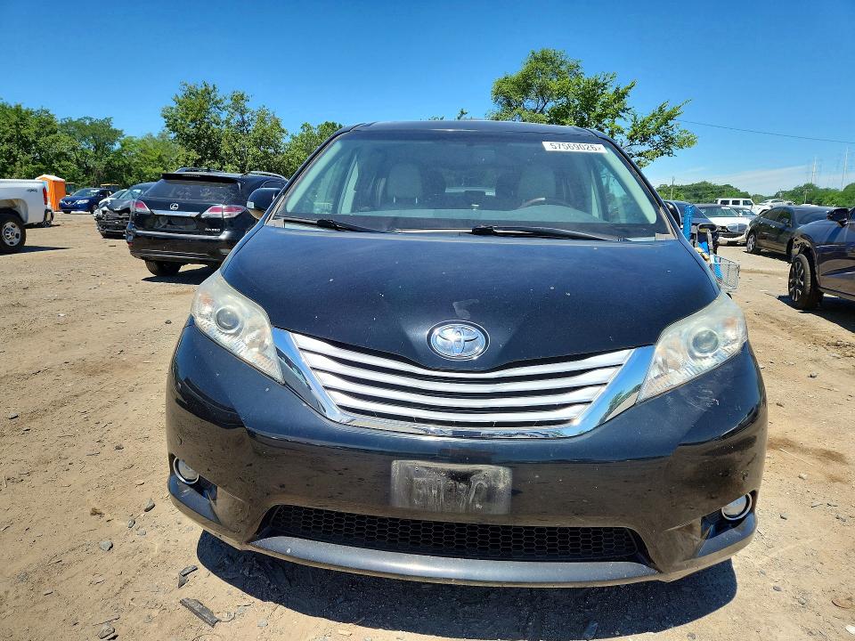 2014 Toyota VIN 5TDDK3DC6ES072696 COPART salvage auction — WATER/FLOOD, Md - Certificate Of Title, sold $2,400 on 2026-07-02 (photo 5)