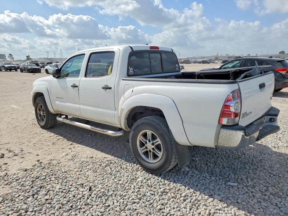 2011 Toyota Tacoma VIN 5TFJX4GN5BX001941 COPART salvage auction — REAR END, TX - SALVAGE VEHICLE TITLE (P), sold $150 on 2026-07-24 (photo 2)