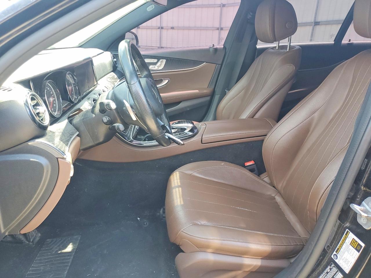 2017 Mercedes-Benz E-Class VIN WDDZF4KB4HA153889 COPART salvage auction — Minor Dent/Scratches, OH - CERT OF TITLE-REPOSSESSION, sold $8,900 on 2026-07-01 (photo 7)