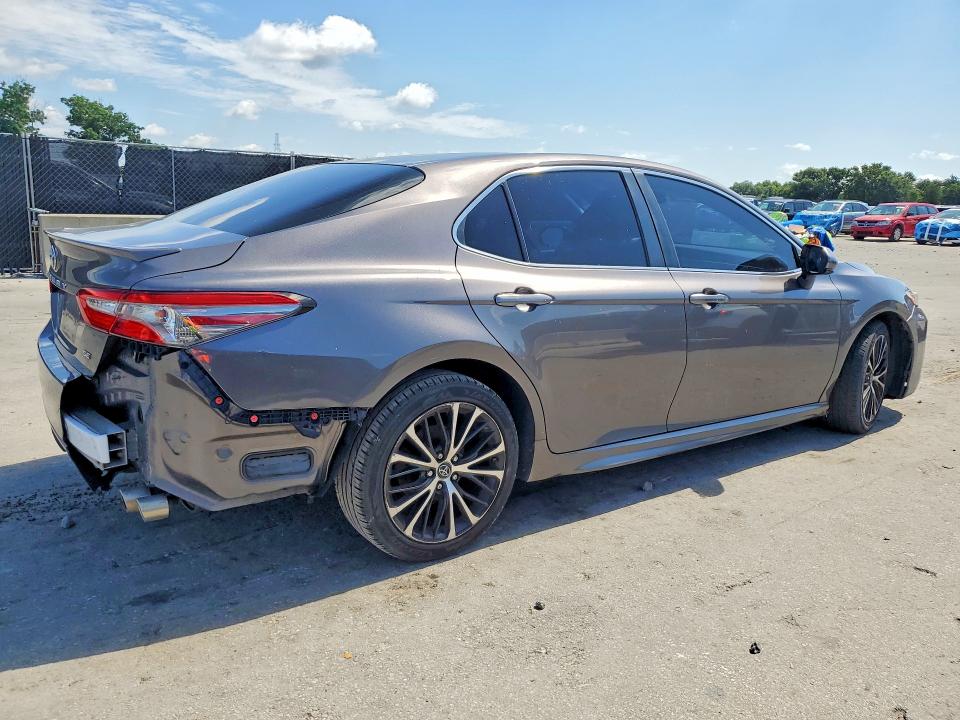 2018 Toyota VIN 4T1B11HK4JU043232 COPART salvage auction — REAR END, Fl - Certificate Of Title (P), sold $4,900 on 2026-07-02 (photo 3)