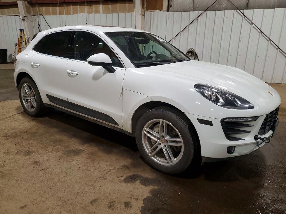 2015 Porsche Macan VIN WP1AB2A53FLB66779 COPART salvage auction — UNDERCARRIAGE, Ak - Bill Of Sale- Salvage, sold $3,600 on 2026-07-28 (photo 4)