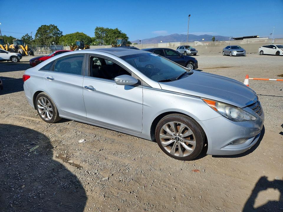 2011 Hyundai Sonata VIN 5NPEC4AB7BH172164 COPART salvage auction — MINOR DENT/SCRATCHES, Ca - App For Dup Clean Or Ac, sold $350 on 2026-07-31 (photo 4)
