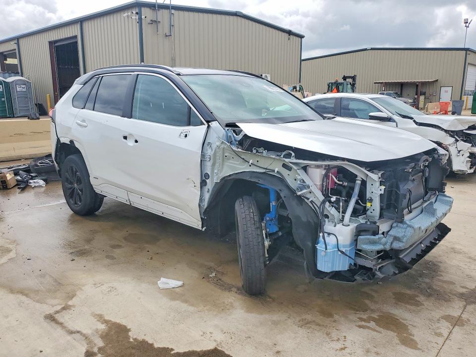 2024 Toyota Rav 4 VIN 4T3E6RFV8RU148028 COPART salvage auction — FRONT END, TX - CERTIFICATE OF TITLE, sold $24,750 on 2026-07-30 (photo 4)