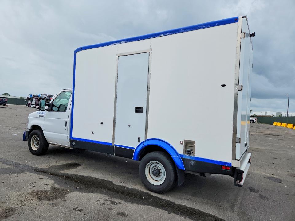 2023 Ford E-350 VIN 1FDWE3FK1PDD09741 COPART salvage auction — MINOR DENT/SCRATCHES, FL - CERTIFICATE OF TITLE, sold $11,500 on 2026-07-29 (photo 2)