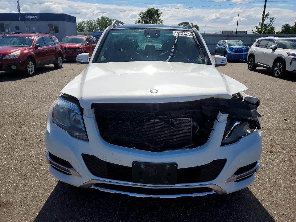 2015 Mercedes-benz VIN WDCGG8JBXFG435157 COPART salvage auction — FRONT END, Mn - Cert Of Title-Prior Salvage, sold $4,550 on 2026-08-13 (photo 5)