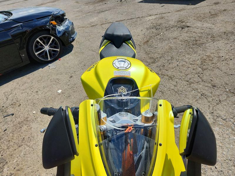 2022 Aprilia VIN ZD4KSUG09NS000112 COPART salvage auction — FRONT END, Pa - Certificate Of Salvage, sold $4,150 on 2026-07-07 (photo 5)