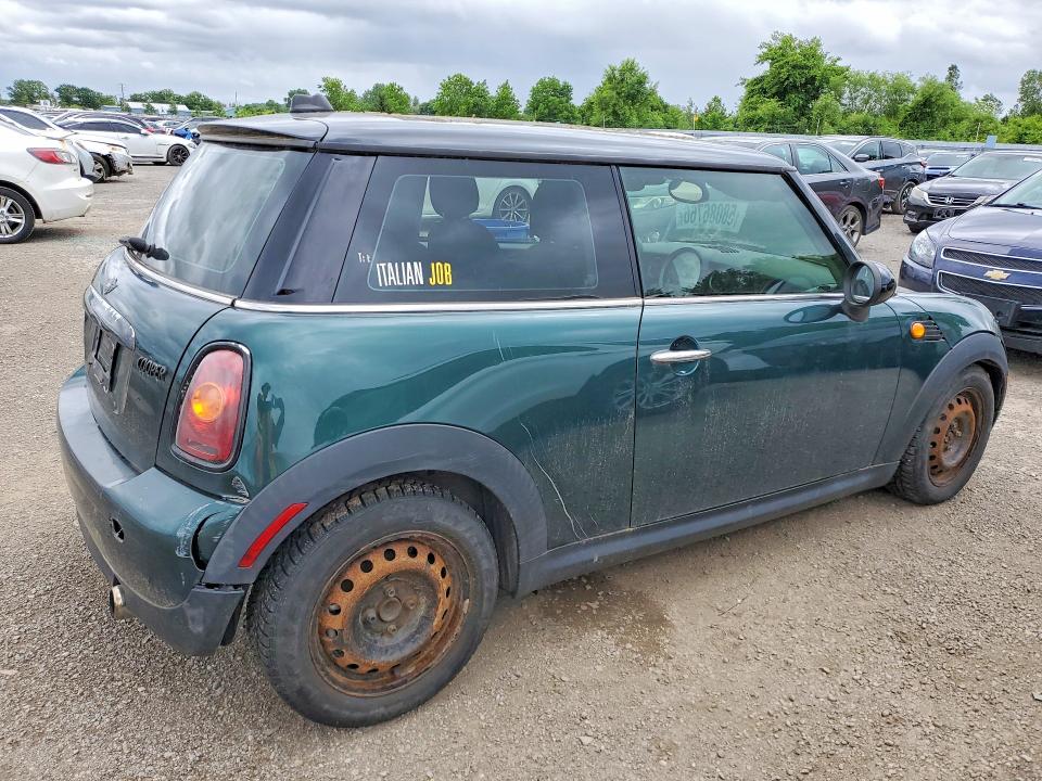 2008 Mini Cooper VIN WMWMF33578TU65844 COPART salvage auction — SIDE, ON - PERMIT SALVAGE, sold $600 on 2026-08-13 (photo 3)