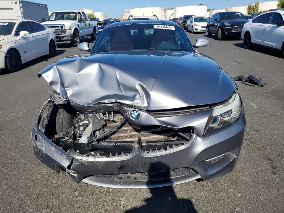 2011 BMW Z4 VIN WBALM1C51BE633558 COPART salvage auction — FRONT END, CA - SALVAGE CERTIFICATE, sold $80 on 2026-07-27 (photo 5)