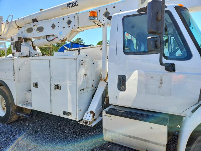 2016 International 4000 series VIN 3HAMMMMN0GL280451 COPART salvage auction — MINOR DENT/SCRATCHES, Wv - Salvage Certificate, sold $13,100 on 2026-08-06 (photo 5)