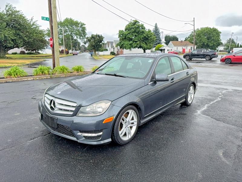 2013 Mercedes-benz VIN WDDGF8AB0DA831516 COPART salvage auction — NORMAL WEAR, Ri - Certificate Of Title (P), sold $2,050 on 2026-07-04 (photo 2)