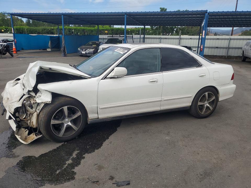 1999 Acura Integra VIN JH4DB7657XS000890 COPART salvage auction — FRONT END, Ca - Salvage Certificate, sold $525 on 2026-07-14 (photo 1)
