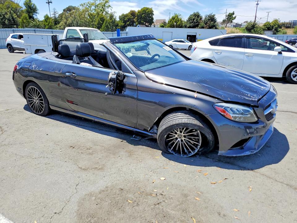 2020 Mercedes-benz C class VIN WDDWK8DB4LF965563 COPART salvage auction — ROLLOVER, CA - SALVAGE CERTIFICATE, sold $3,600 on 2026-08-14 (photo 4)