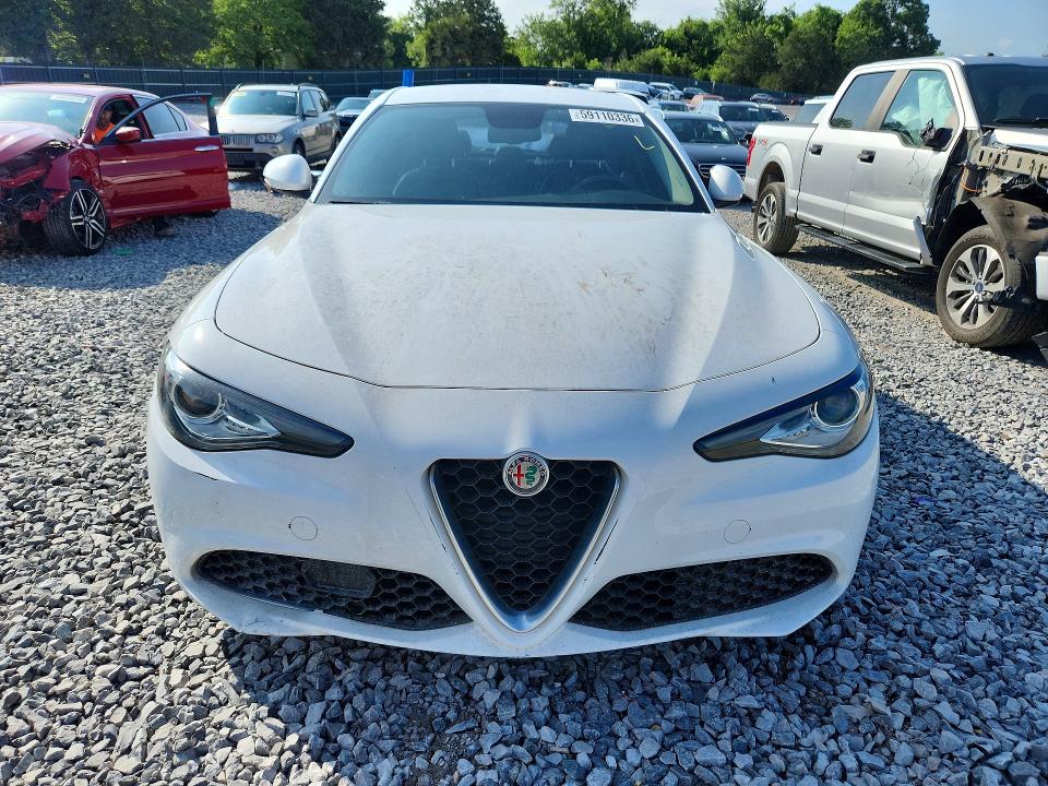 2017 Alfa romeo Giulia VIN ZARFAEBN6H7553984 COPART salvage auction — MECHANICAL, Tn - Certificate Of Title, sold $2,400 on 2026-07-27 (photo 5)