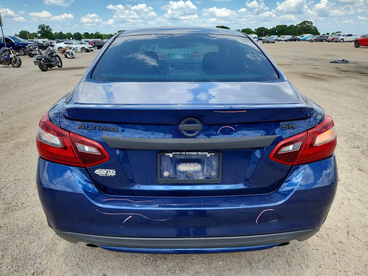 2017 Nissan Altima VIN 1N4AL3AP6HC492977 COPART salvage auction — Front End, FL - CERT OF TITLE SLVG REBUILDABLE, sold $950 on 2026-07-09 (photo 6)