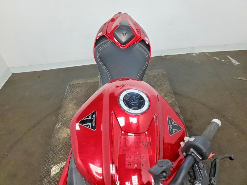 2024 Triumph motorcycle Street VIN SMTA614K7RTBP3096 COPART salvage auction — FRONT END, MN - CERT OF TITLE-SALVAGE, sold $3,050 on 2026-07-16 (photo 5)