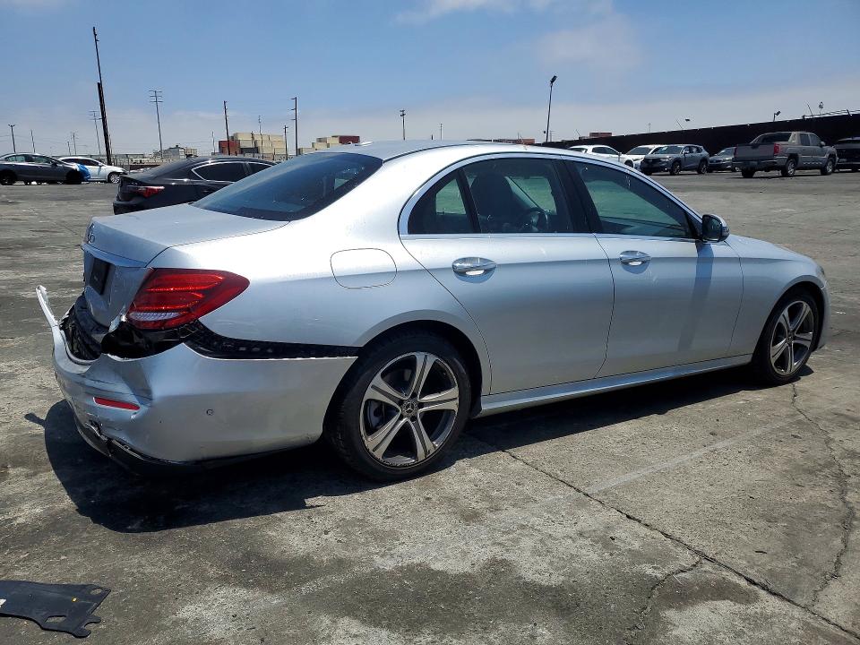 2018 Mercedes-benz E-klasse VIN WDDZF4JB1JA446267 COPART salvage auction — REAR END, Ca - Salvage Certificate, sold $7,800 on 2026-07-15 (photo 3)