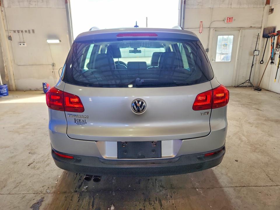 2016 Volkswagen Tiguan VIN WVGAV7AX3GW501946 COPART salvage auction — SIDE, Ky - Cert Of Title-Salvage, sold $1,450 on 2026-08-03 (photo 6)