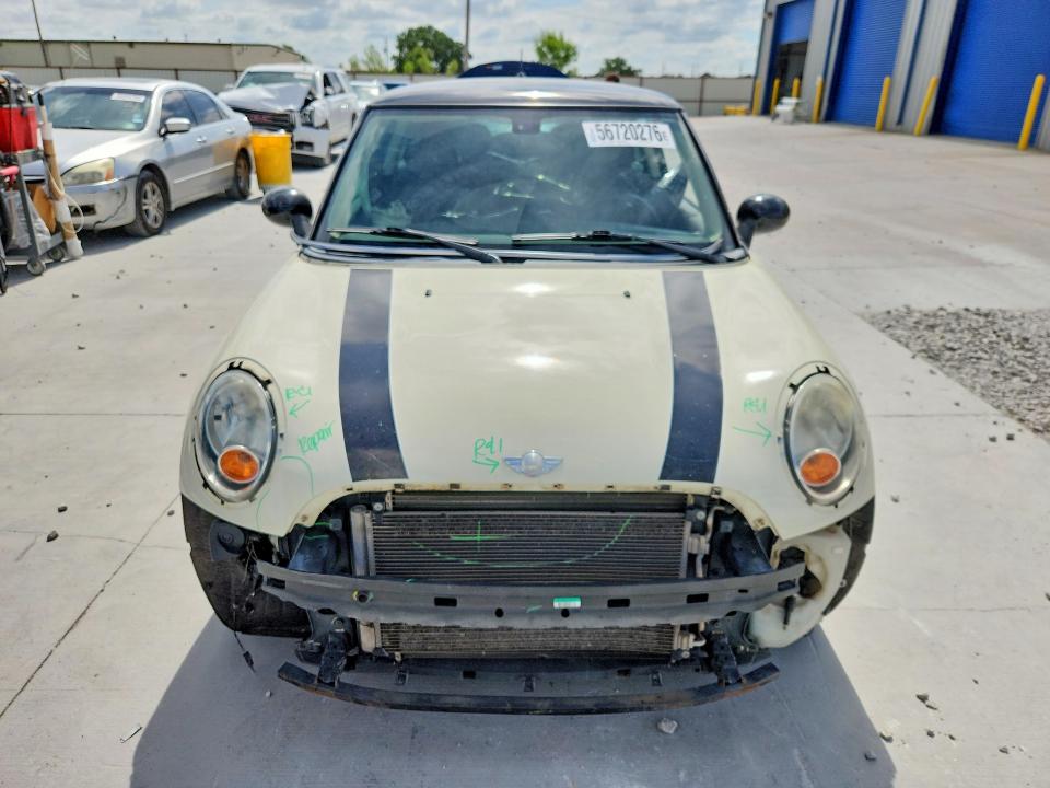 2013 Mini VIN WMWSU3C5XDT549518 COPART salvage auction — FRONT END, Tx - Certificate Of Title, sold $150 on 2026-07-28 (photo 5)