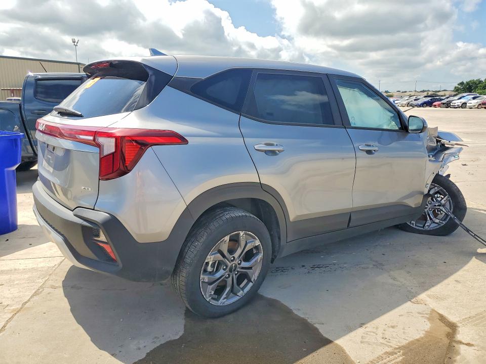 2026 Kia Seltos VIN KNDEPCAA5T7889707 COPART salvage auction — FRONT END, CO - NON-REPAIRABLE CERT OF TITLE, sold $2,500 on 2026-07-15 (photo 3)