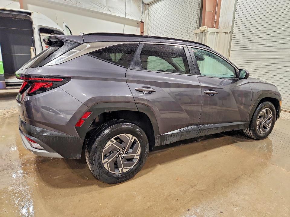 2025 Hyundai Tucson VIN KM8JBDD11SU338040 COPART salvage auction — FRONT END, Wi - Certificate Of Title, sold $8,100 on 2026-07-16 (photo 3)