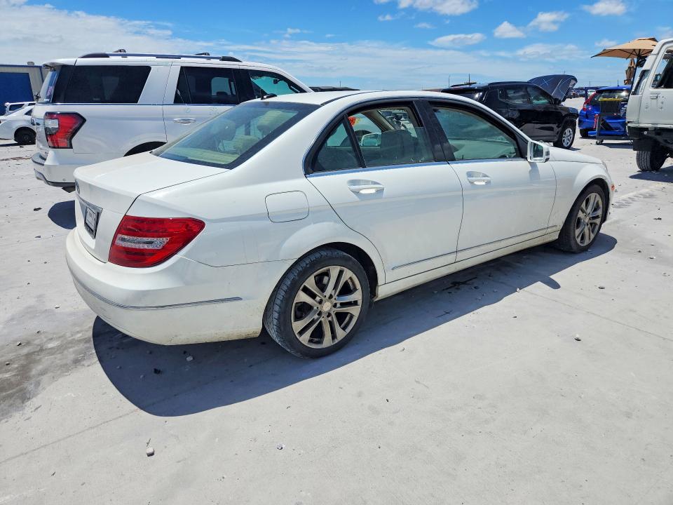 2013 Mercedes-benz C-klasse VIN WDDGF4HB4DA783145 COPART salvage auction — FRONT END, Tx - Certificate Of Title, sold $575 on 2026-07-18 (photo 3)