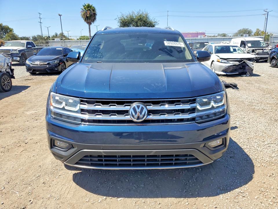 2018 Volkswagen VIN 1V2CR2CAXJC525472 COPART salvage auction — REAR END, Fl - Cert Of Title Slvg Rebuildable, sold $500 on 2026-07-31 (photo 5)
