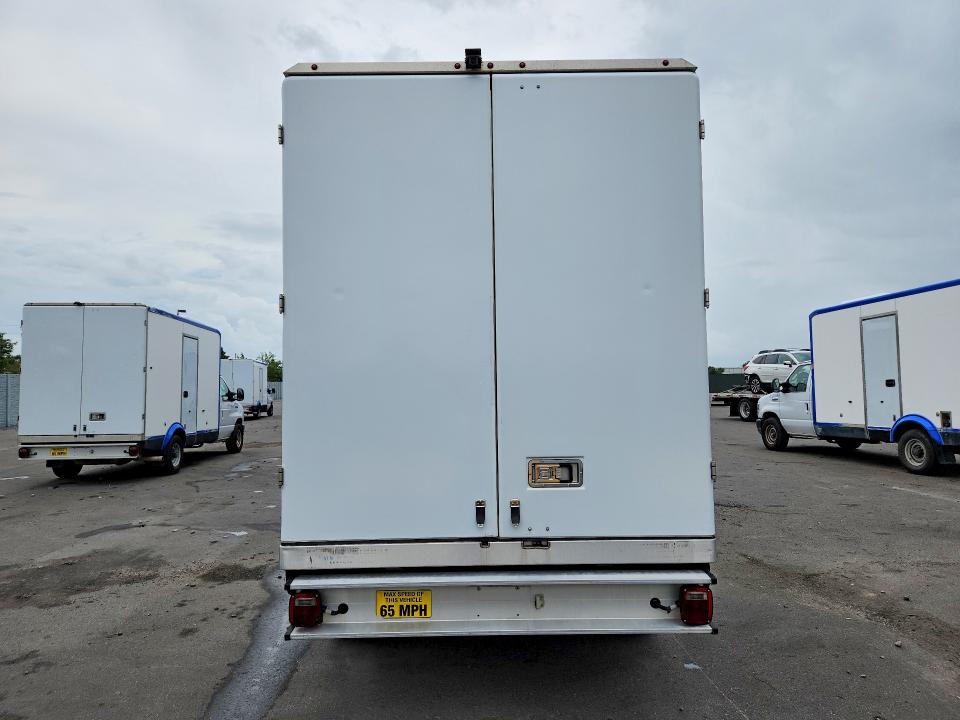 2023 Ford E-350 VIN 1FDWE3FK1PDD09741 COPART salvage auction — MINOR DENT/SCRATCHES, FL - CERTIFICATE OF TITLE, sold $11,500 on 2026-07-29 (photo 6)