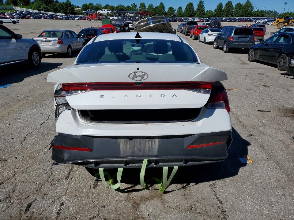 2025 Hyundai Elantra VIN KMHLL4DG7SU872220 COPART salvage auction — REAR END, Mo - Salvage Certificate Of Title, sold $7,100 on 2026-07-02 (photo 6)