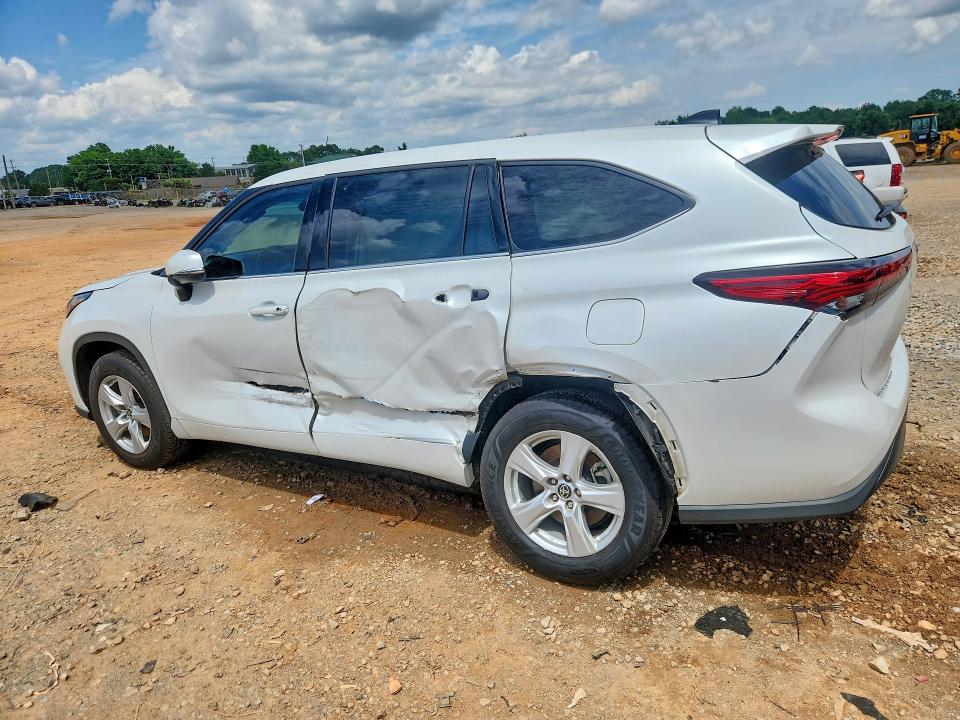 2022 Toyota Highlander VIN 5TDCZRAH2NS115960 COPART salvage auction — SIDE, Al - Cert Of Title-Salvage Title, sold $14,400 on 2026-07-22 (photo 2)