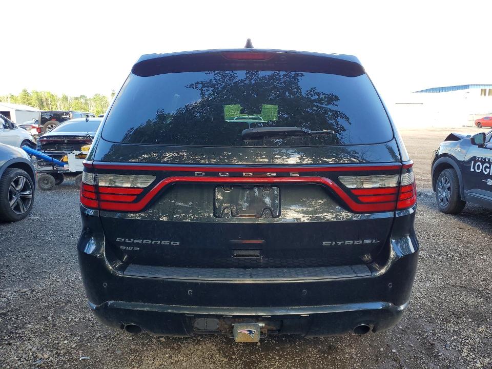 2016 Dodge Durango VIN 1C4SDJET5GC352389 COPART salvage auction — MINOR DENT/SCRATCHES, On - Permit No Brand - Unfit, sold $5,100 on 2026-07-03 (photo 6)