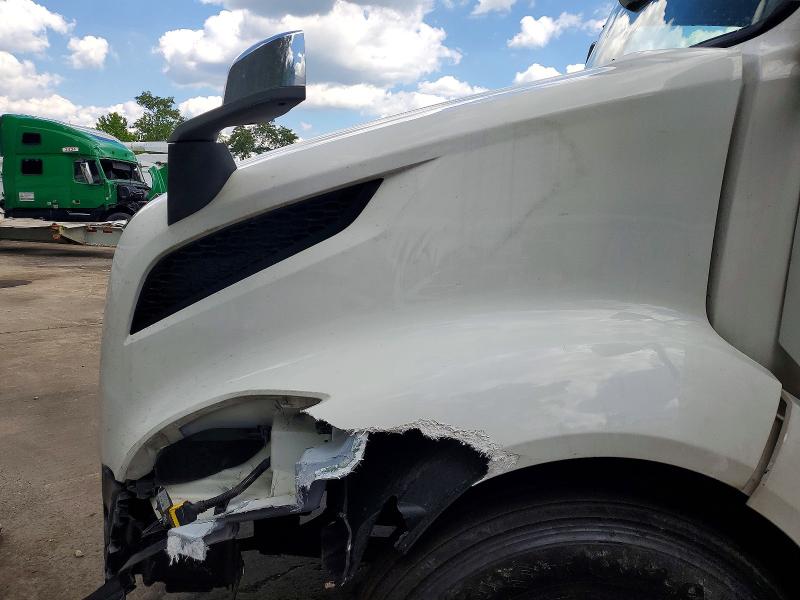 2021 Volvo Vn VIN 4V4NC9EH6MN270511 COPART salvage auction — FRONT END, PA - CERTIFICATE OF SALVAGE (P), sold $23,000 on 2026-07-14 (photo 7)