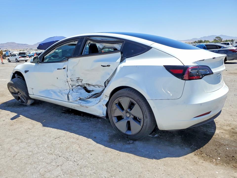 2022 Tesla Model 3 VIN 5YJ3E1EB8NF183946 COPART salvage auction — SIDE, Nv - Salvage Title, sold $6,700 on 2026-07-28 (photo 2)