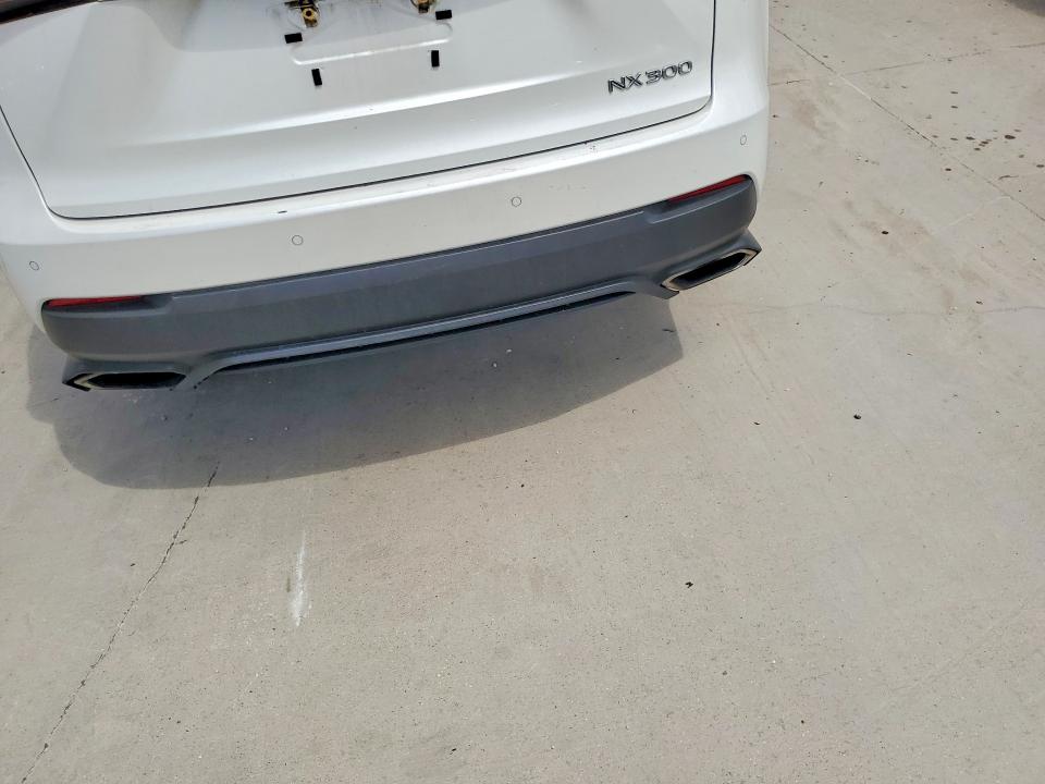 2019 Lexus Nx VIN JTJYARBZ9K2129701 COPART salvage auction — FRONT END, Tx - Salvage Vehicle Title, sold $7,300 on 2026-07-06 (photo 6)