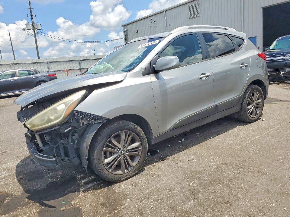 2015 Hyundai Tucson VIN KM8JU3AG8FU063432 COPART salvage auction — FRONT END, Fl - Cert Of Title Slvg Rebuildable, sold $625 on 2026-07-15 (photo 1)
