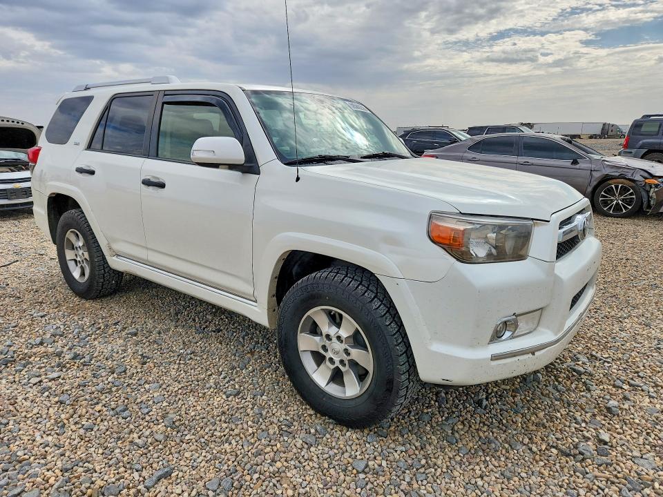 2012 Toyota 4runner VIN JTEBU5JRXC5102142 COPART salvage auction — MINOR DENT/SCRATCHES, Tx - Certificate Of Title, sold $7,800 on 2026-07-07 (photo 4)