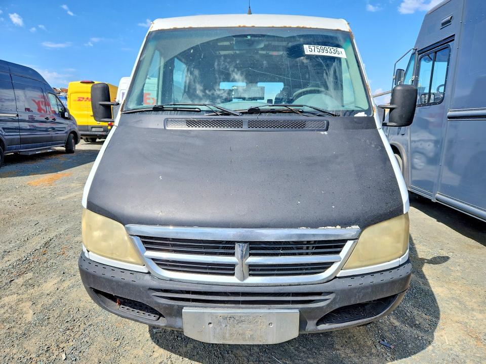 2005 Sprinter 2500 sprin VIN WD2PD644255746896 COPART salvage auction — SIDE, CA - DIS/DLR/EXP ONLY CLEAN TITLE, sold $125 on 2026-07-17 (photo 5)