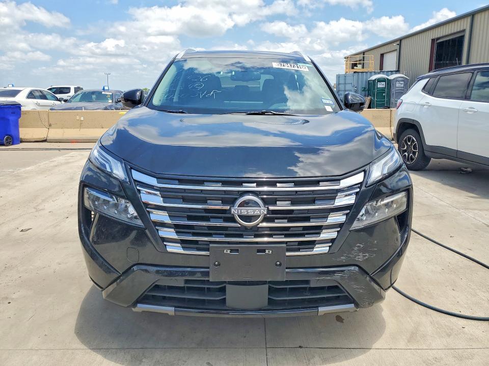 2026 Nissan Rogue VIN JN8BT3DD8TW301183 COPART salvage auction — SIDE, TX - NONREPAIRABLE TITLE, sold $7,800 on 2026-07-22 (photo 5)