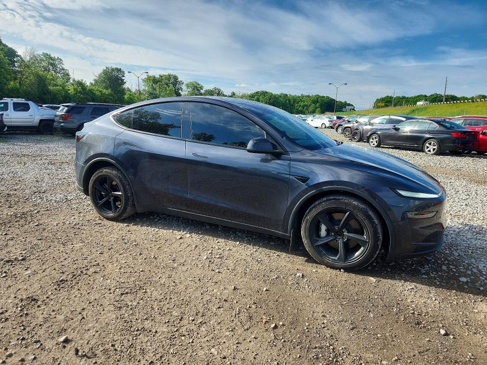 2026 Tesla Model y VIN 7SAYGDEE6TF346931 COPART salvage auction — HAIL, Oh - Cert Of Title-Salvage, sold $27,000 on 2026-07-08 (photo 4)
