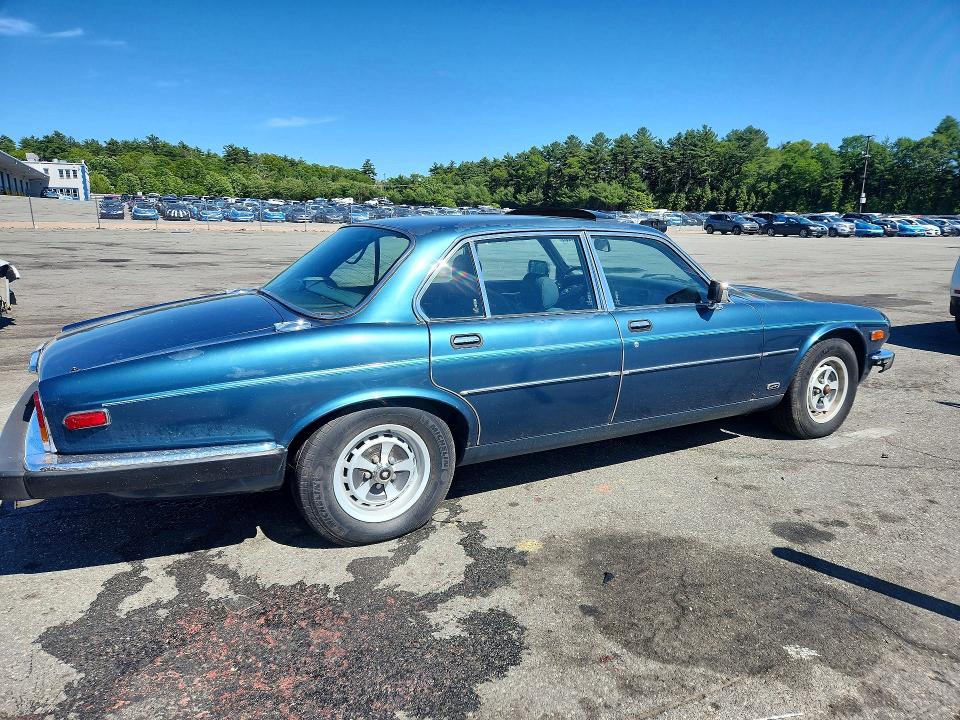 1985 Jaguar Xj VIN SAJAV1347FC411771 COPART salvage auction — MECHANICAL, Ri - Certificate Of Title (P), sold $425 on 2026-07-09 (photo 3)