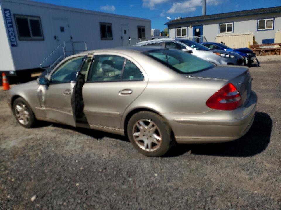 2004 Mercedes-benz E-klasse VIN WDBUF65J54A533416 COPART salvage auction — SIDE, Hi - Certificate Of Salvage, sold $200 on 2026-08-10 (photo 2)