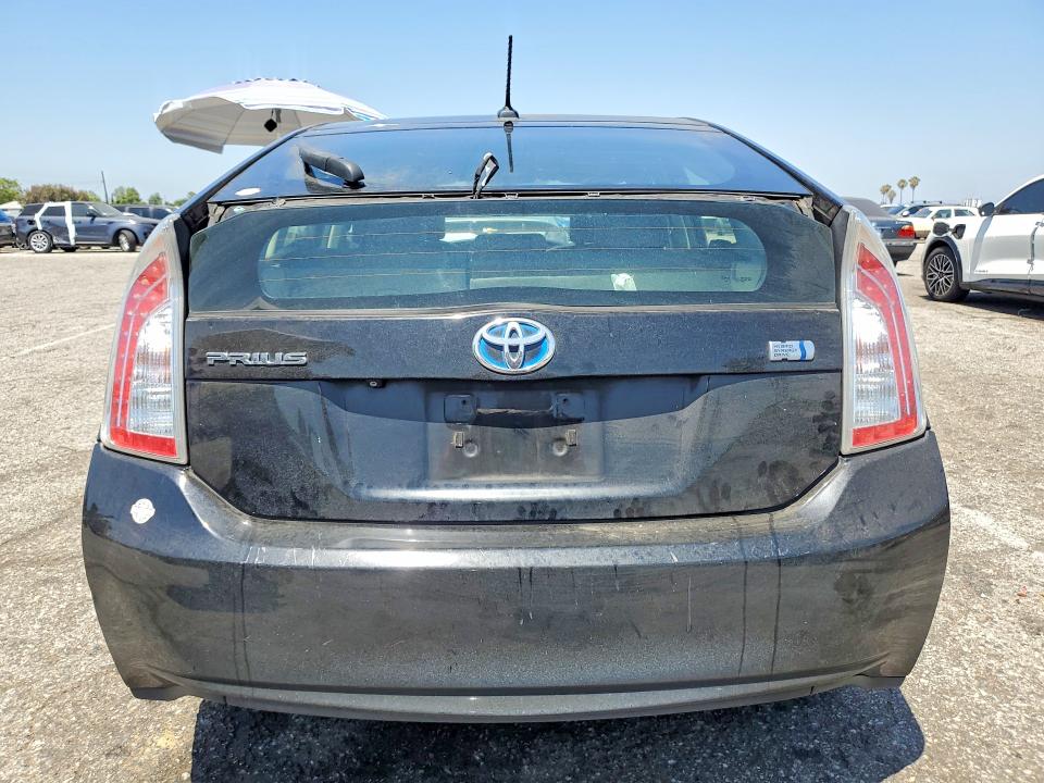 2014 Toyota Prius VIN JTDKN3DU2E1739672 COPART salvage auction — MINOR DENT/SCRATCHES, Ca - App For Dup Clean Or Ac, sold $2,050 on 2026-07-28 (photo 6)