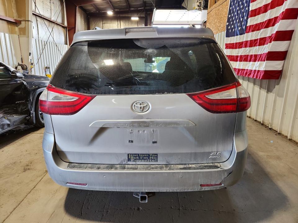 2018 Toyota Sienna VIN 5TDDZ3DC2JS201880 COPART salvage auction — FRONT END, AK - BILL OF SALE- SALVAGE, sold $1,600 on 2026-07-21 (photo 6)