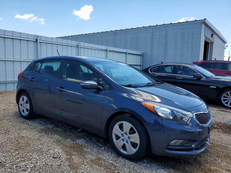 2016 Kia VIN KNAFK5A87G5635524 COPART salvage auction — FRONT END, Ia - Cert Of Title-Salvage Title, sold $80 on 2026-07-29 (photo 4)
