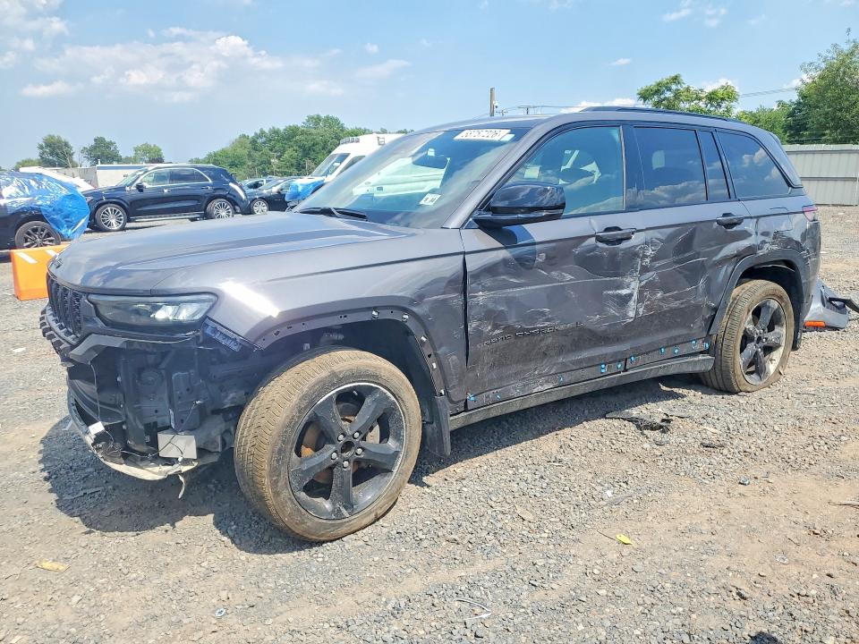 2025 Jeep Cherokee VIN 1C4RJHAG4SC308708 — COPART salvage auction photo