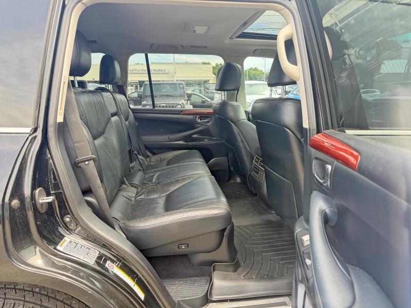 2011 Lexus Lx 570 VIN JTJHY7AX5B4082039 COPART salvage auction — MINOR DENT/SCRATCHES, MA - CERTIFICATE OF TITLE (P), sold $20,800 on 2026-07-14 (photo 6)