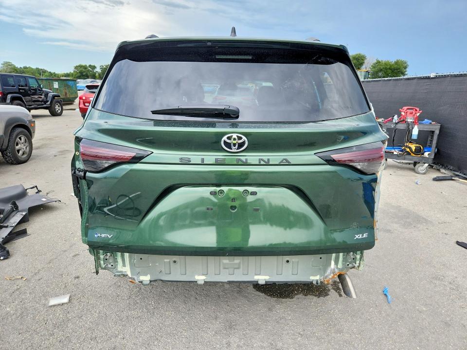 2026 Toyota Sienna VIN 5TDYRKEC2TS300227 COPART salvage auction — REAR END, Fl - Certificate Of Title, sold $36,250 on 2026-07-28 (photo 6)